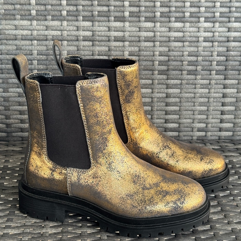 Ralph Lauren Gold Chelsea Boots - Picture 3 of 12